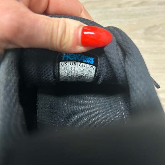 Hoka One One Shoes Women Sz 8.5 Clifton 10 Black White Athletic Running Sneakers - Picture 6 of 12